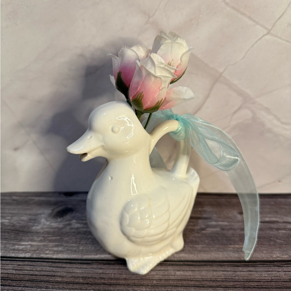 Vintage White Duck Creamer Made in Japan Easter Decor - Picture 2 of 7